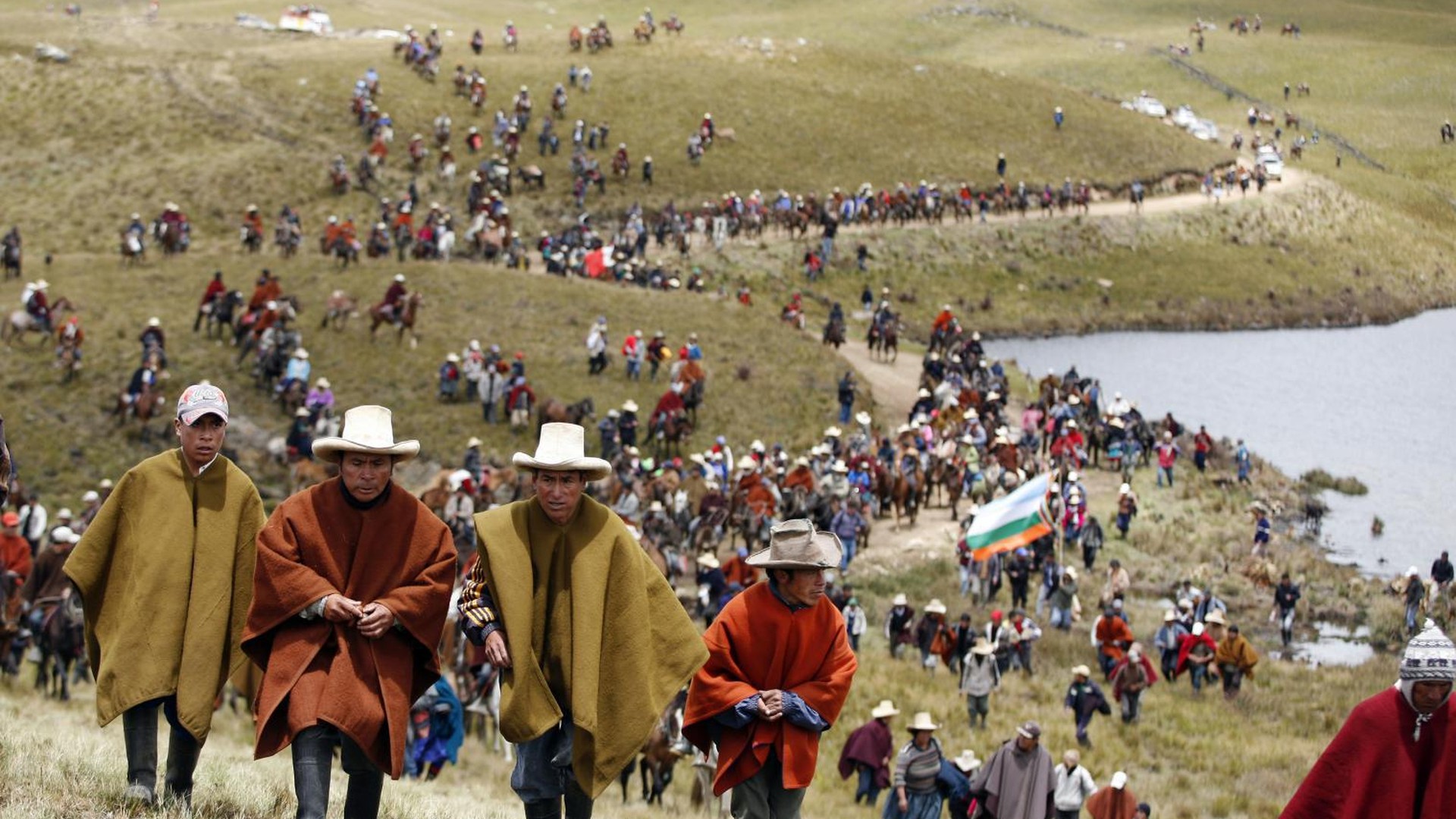 Manifestation près de Cajamarca contre le projet minier Conga, le 24 novembre 2011 | Pérou, 2011 | ©REUTERS/Enrique Castro-Mendivi.